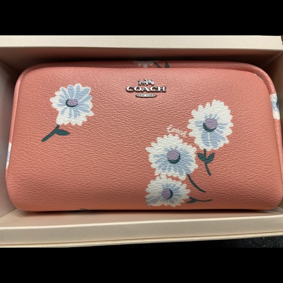 Coach SMALL&MINI BOXY COSMETIC CASE SET WITH DAISY - Picture 4 of 5